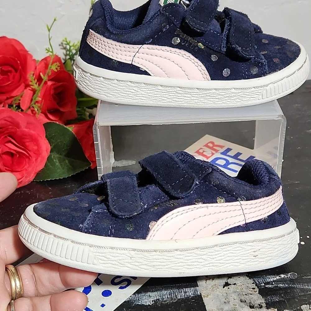 PUMA Kinder Fit Blue Pink Suede Polka Dot Strap Sneaker 5
